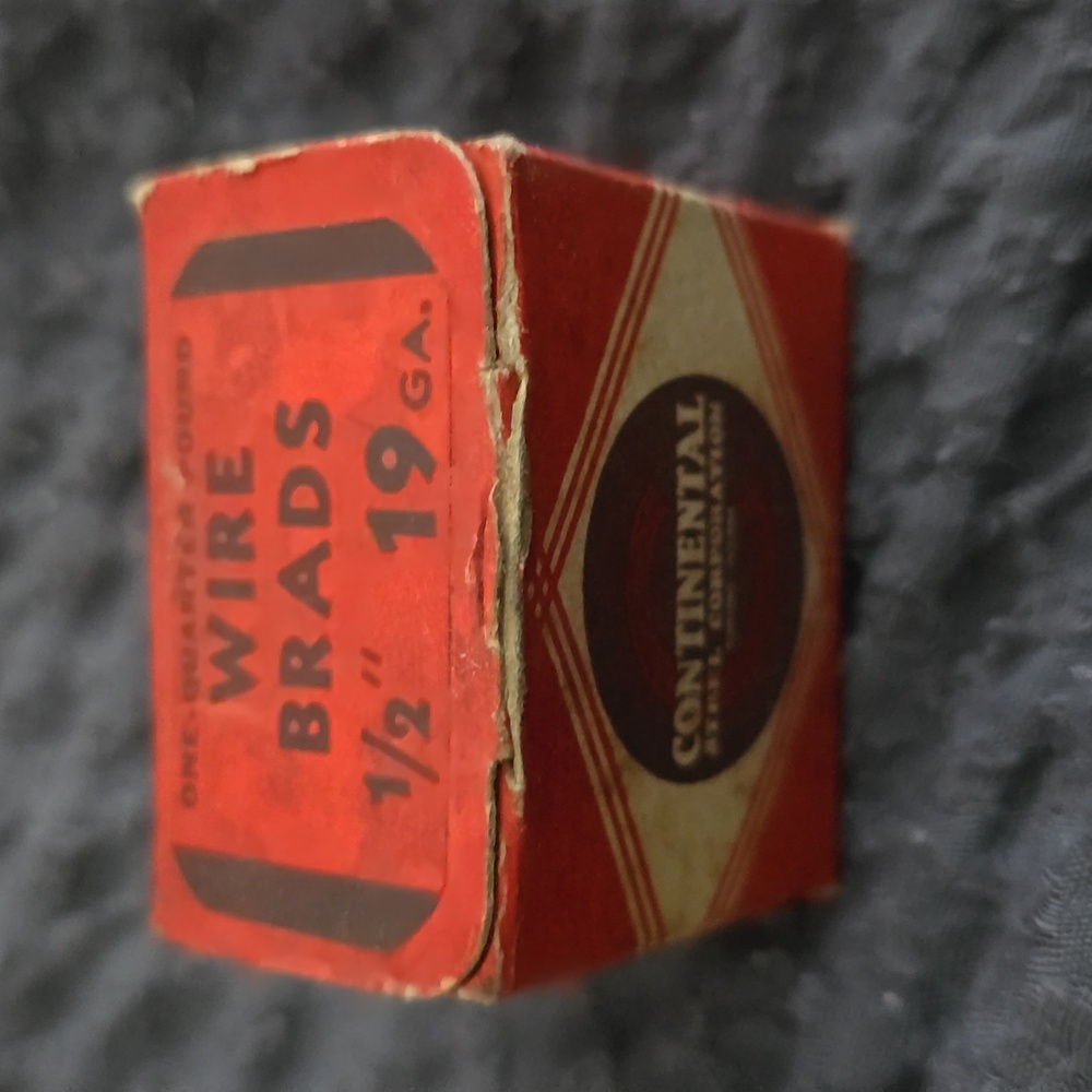 Continental Steel Corp 1927-1986 Wire Brads 1/2" 19 GA.